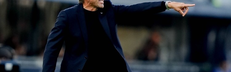 费迪南德：曼联该走“疯子主帅”路线了，孔蒂、德泽尔比都很合适