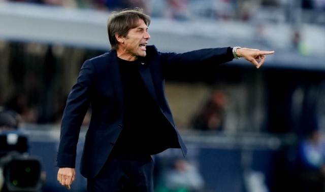 费迪南德：曼联该走“疯子主帅”路线了，孔蒂、德泽尔比都很合适